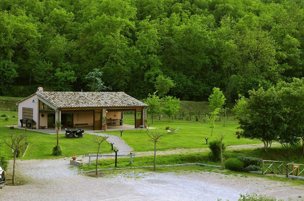 Agriturismo Il Corniolo Cenerente Habitación foto
